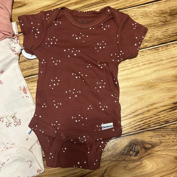 NWOT Newborn Girls Clothes - Picture 6 of 9